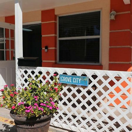 Grove City Motel Енґлвуд Екстер'єр фото